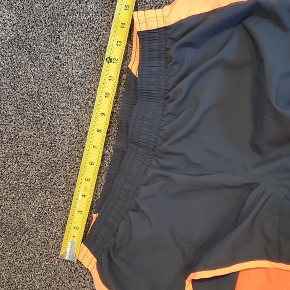 Nike Womens running athletic shorts sz L - Picture 4 of 9